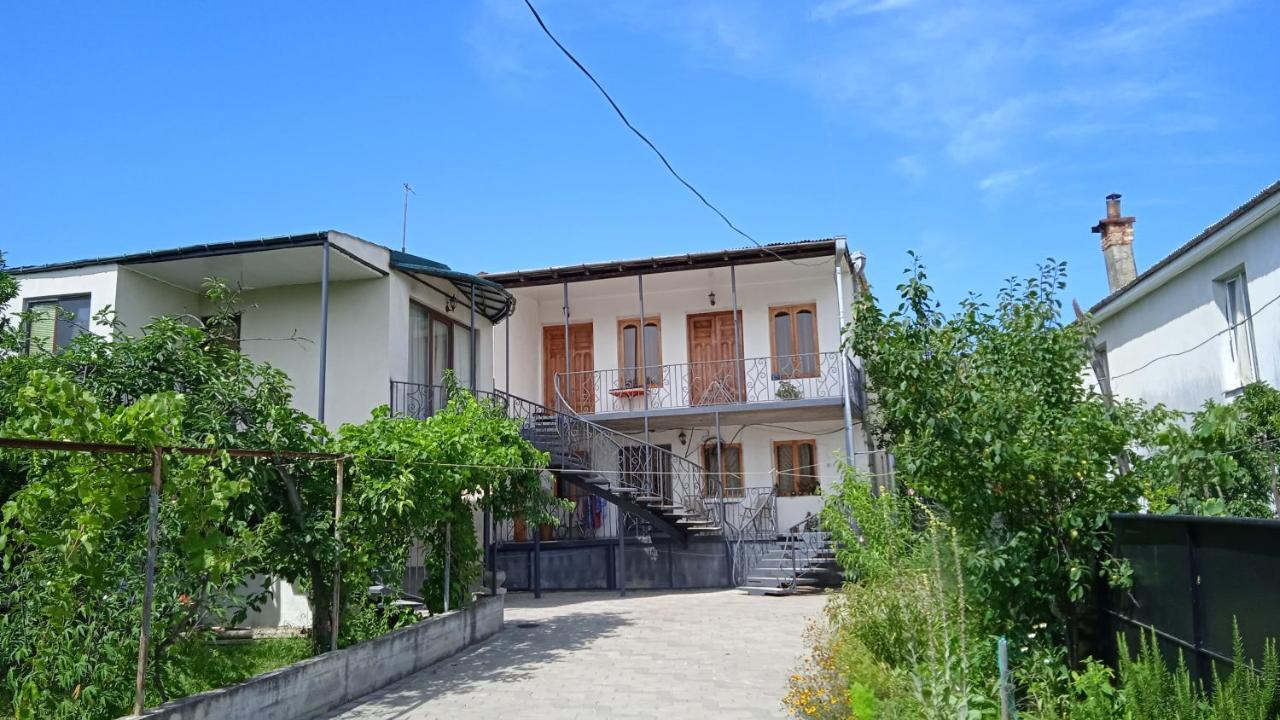 ホテル Sataplia District クタイシ エクステリア 写真